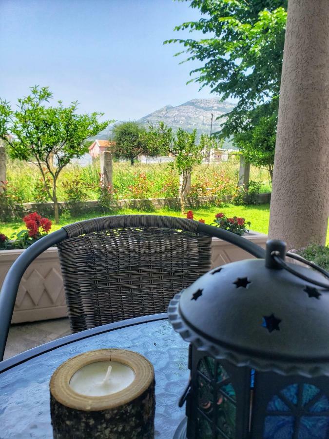 Oassis Daire Bar Dış mekan fotoğraf